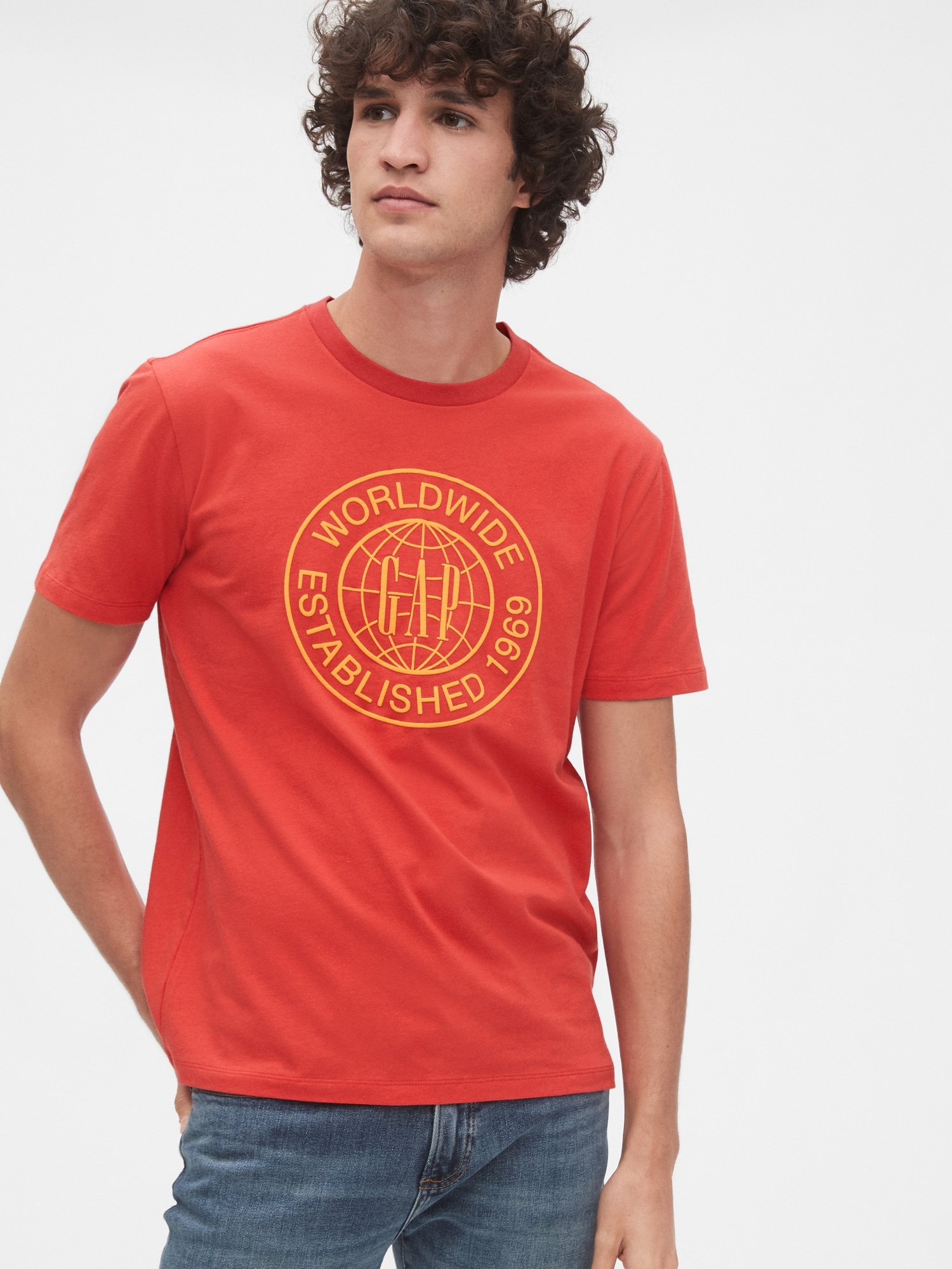 Gap Grafik Kısa Kollu T-Shirt. 1