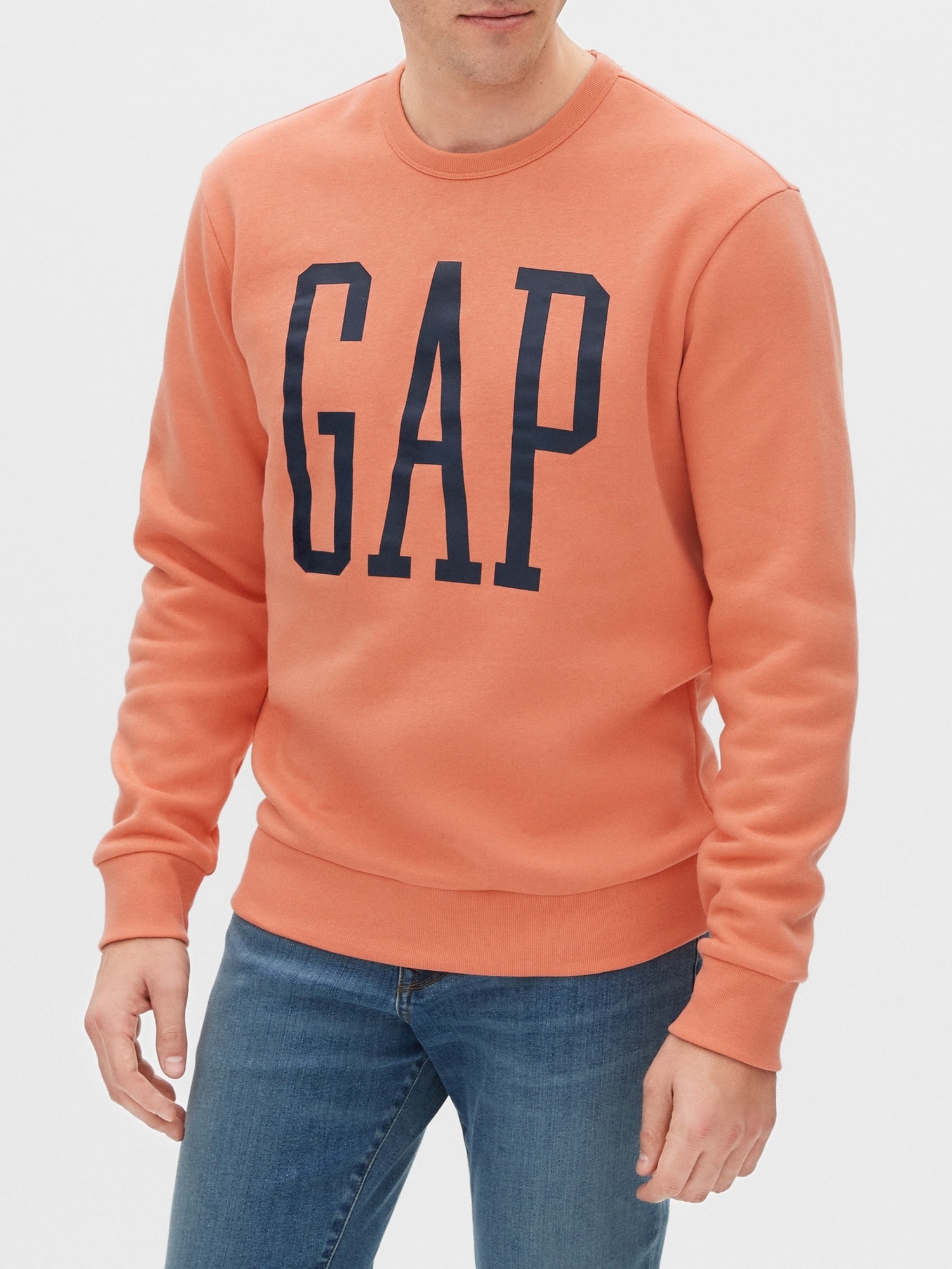 Gap Gap Logo Yuvarlak Yaka Sweatshirt. 1