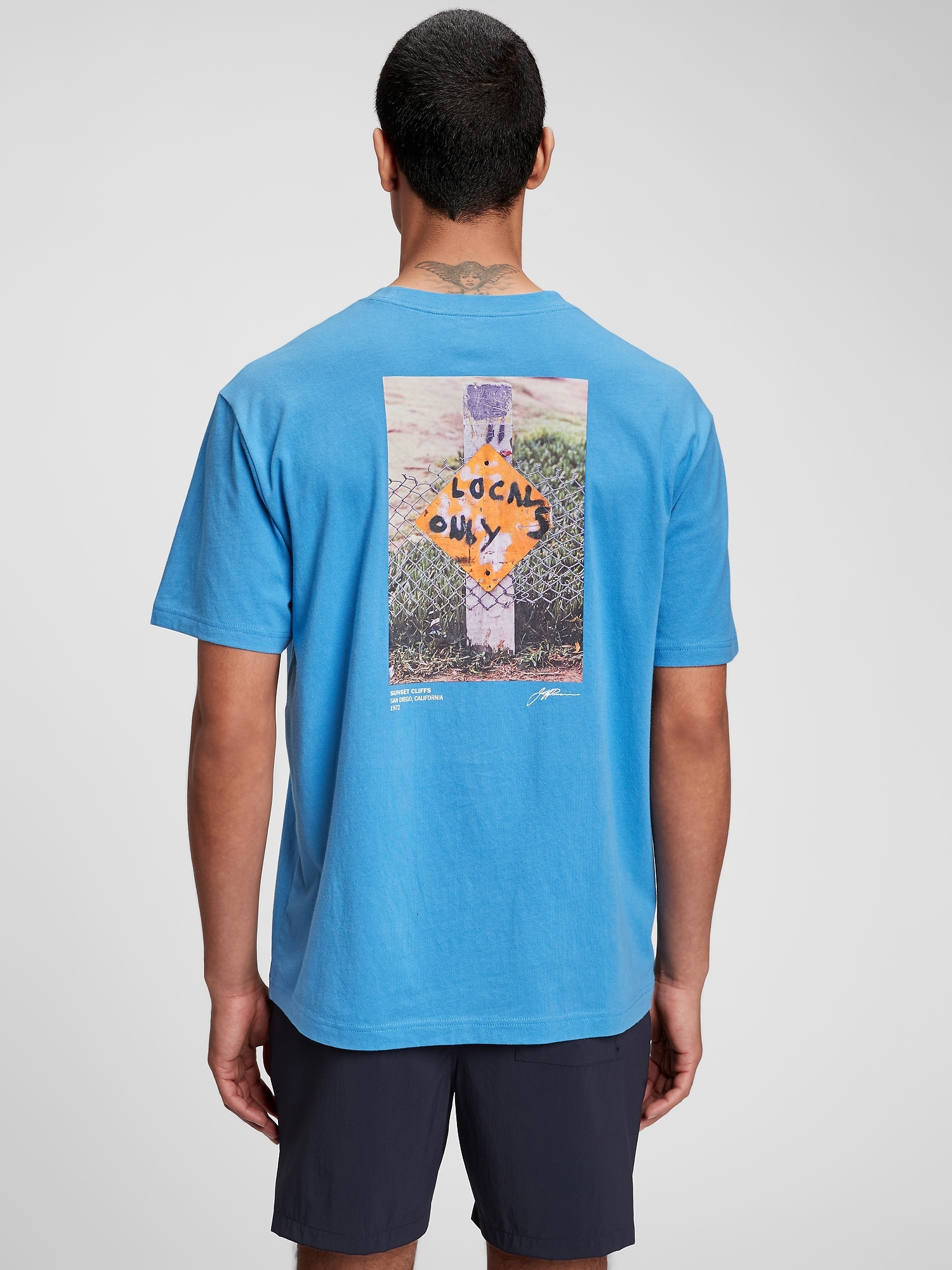 Gap Oranik Pamuklu Grafik Desenli T-Shirt. 2