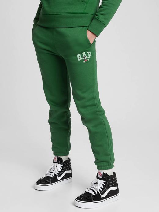 Erkek Çocuk Yeşil Gap x Disney Logo Pull On Jogger Eşofman Altı
